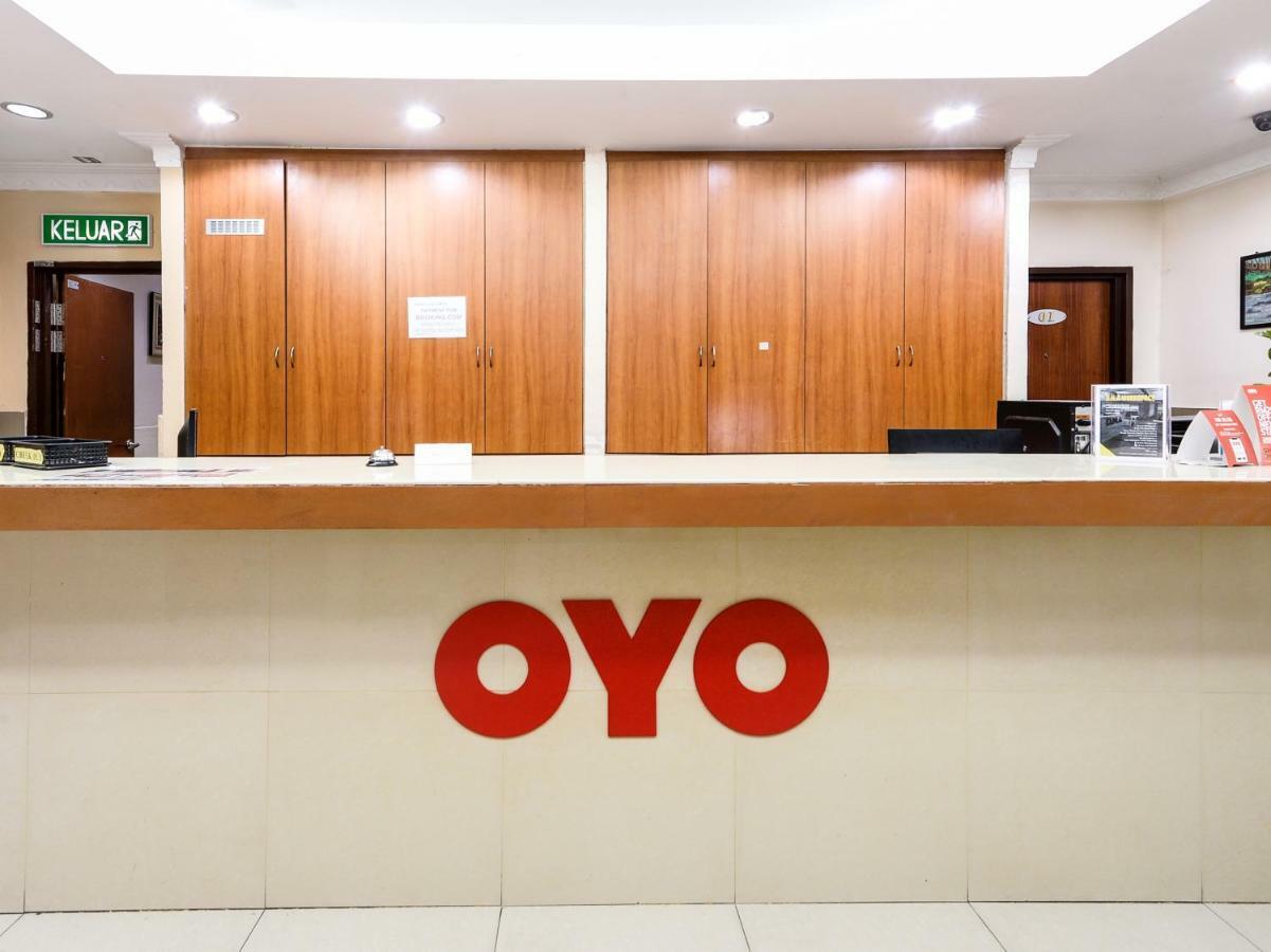 Super Oyo 707 Ayuni Hotel Bangi Exterior photo